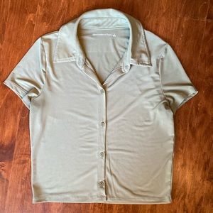 Abercrombie & Fitch green button down polo tee